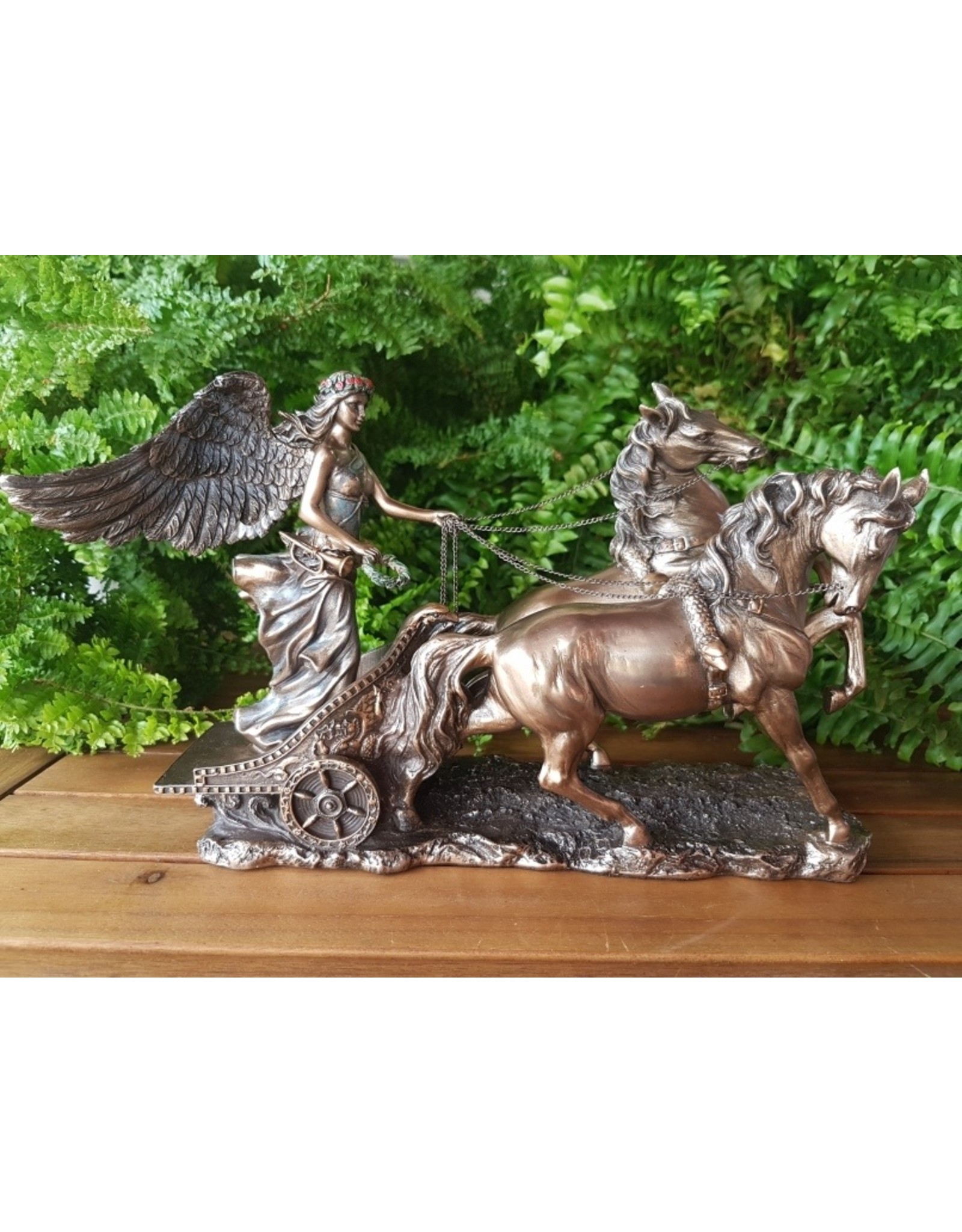 Veronese Design Giftware Figurines Collectables - Greek Goddess Nike in Chariot