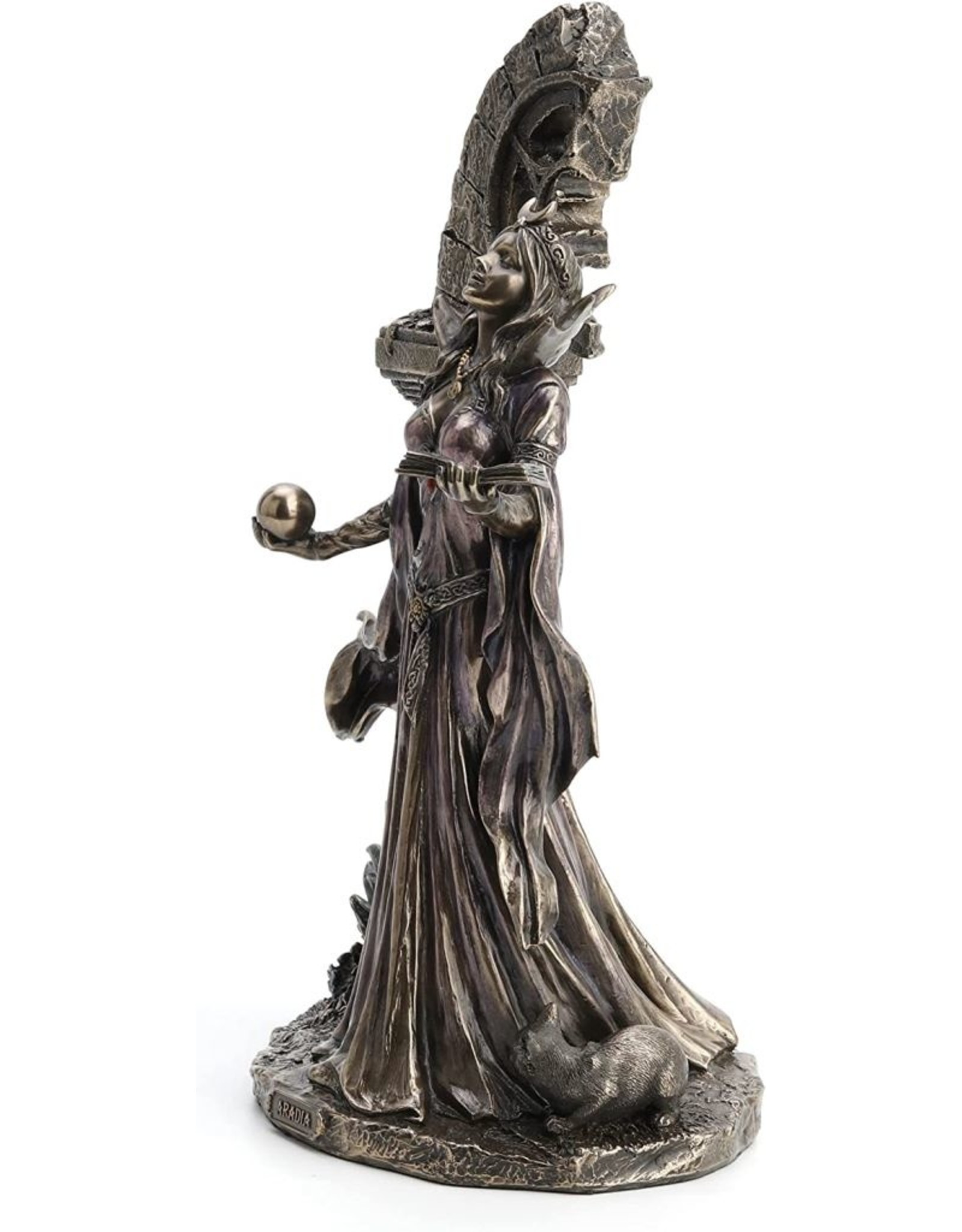 Veronese Design Giftware Figurines Collectables - Aradia The Wiccan Queen of Witches