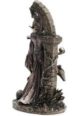 Veronese Design Giftware Figurines Collectables - Aradia The Wiccan Queen of Witches