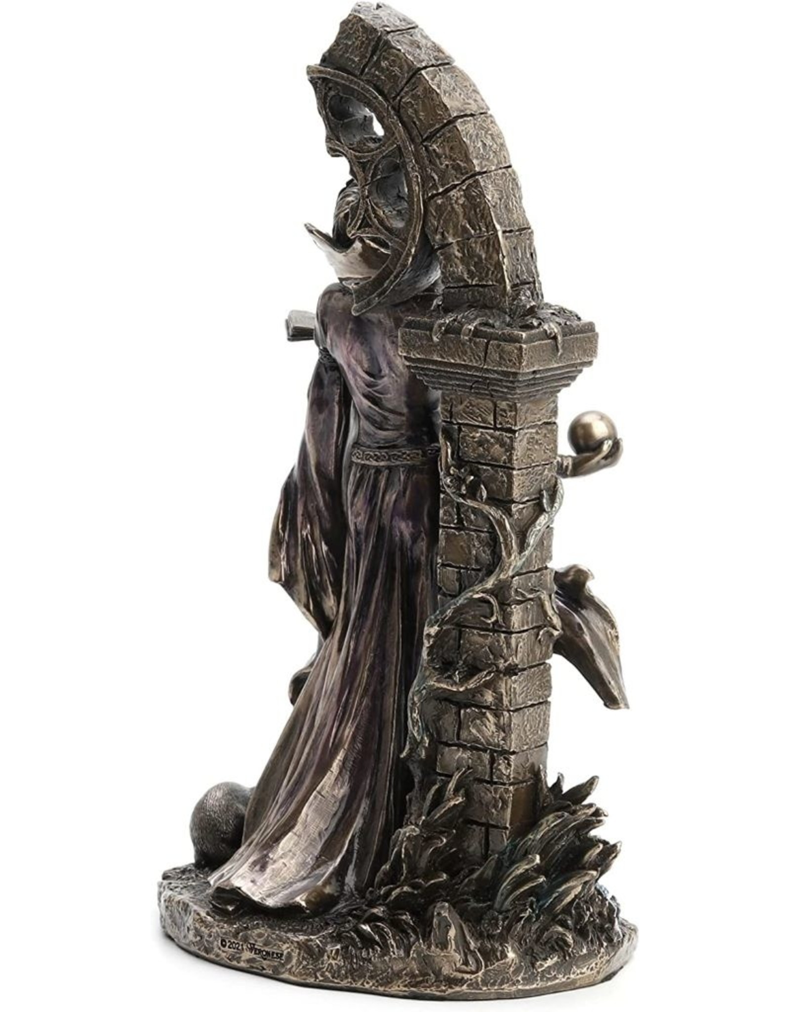 Veronese Design Giftware Figurines Collectables - Aradia The Wiccan Queen of Witches