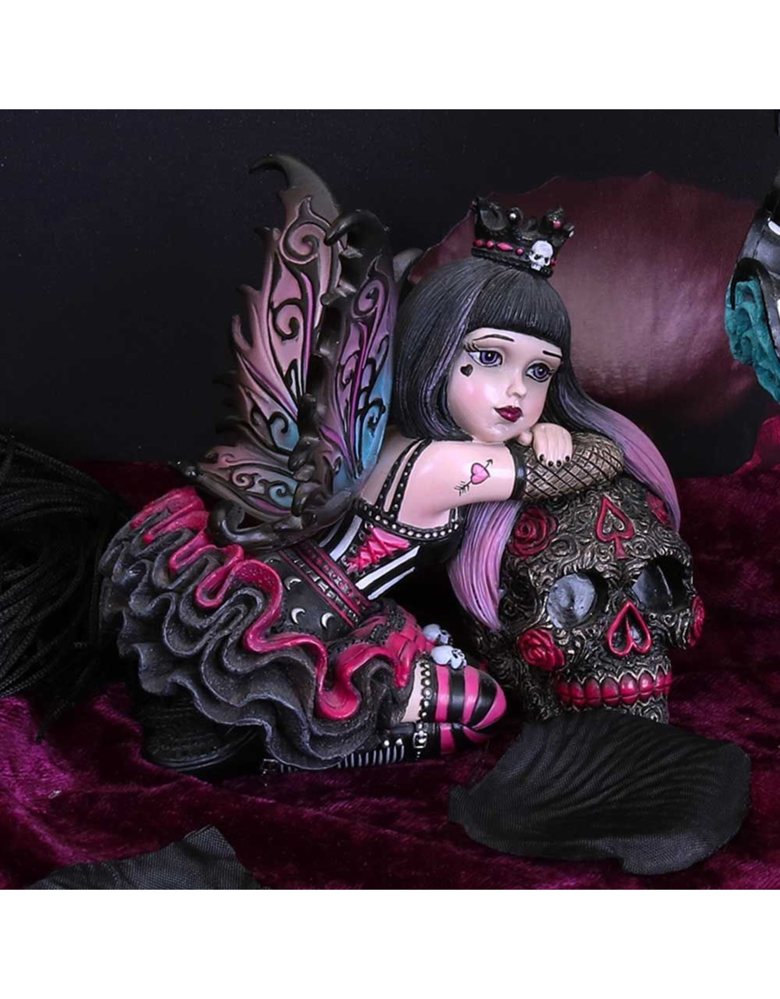 NemesisNow Giftware & Lifestyle - Little Shadows Lolita Gothic Fee en Suikerschedel Beeldje