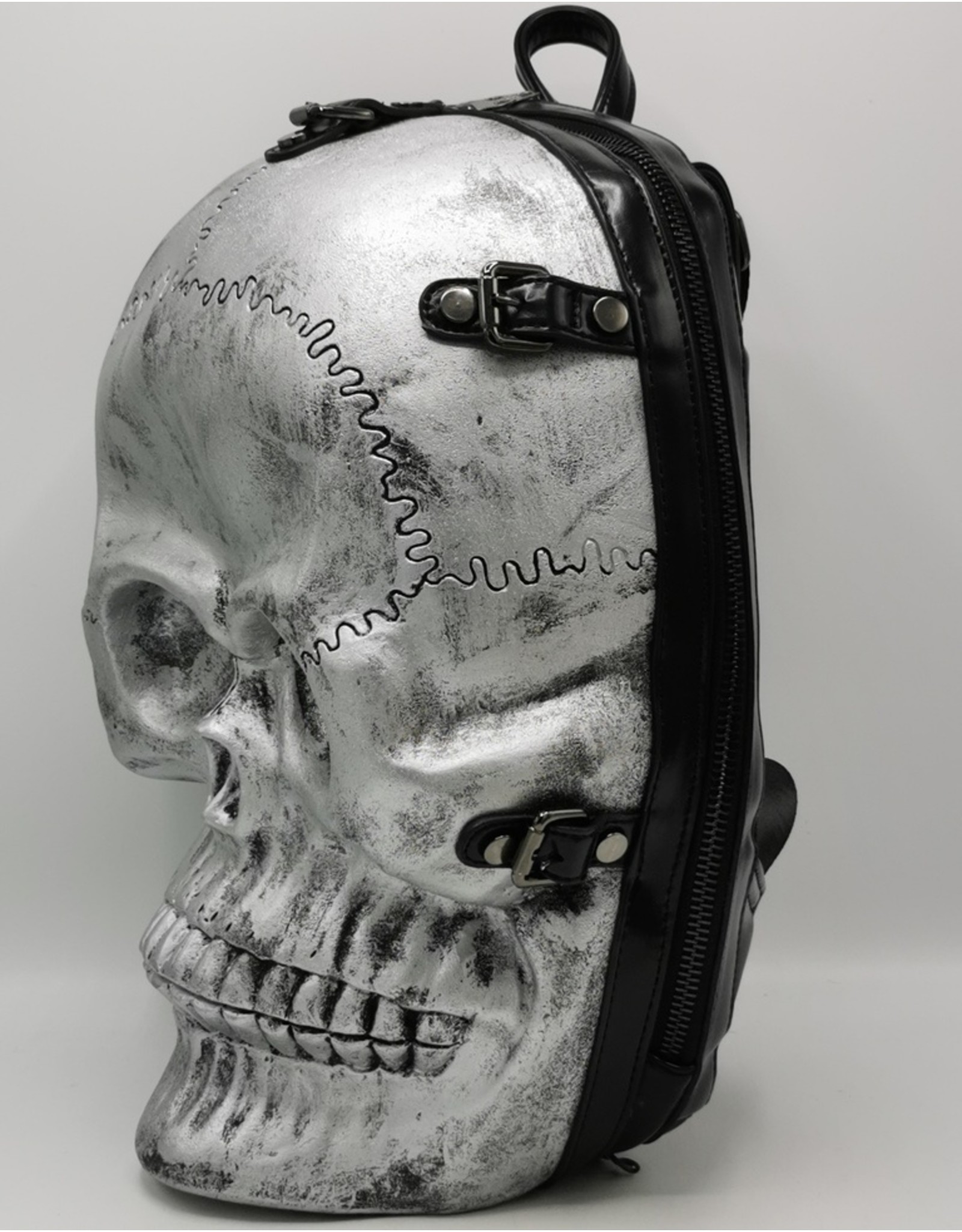 Dark Desire Gothic bags Steampunk bags - Dark Desire silver backpack skull 3D