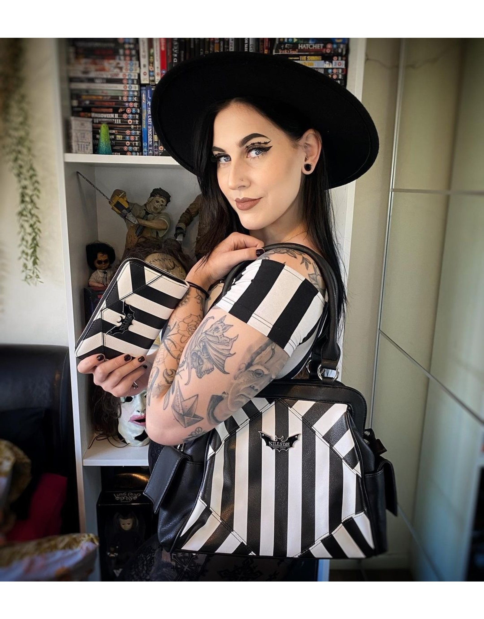 Killstar Killstar bags and accessories - Killstar Never Trust The Living Handbag