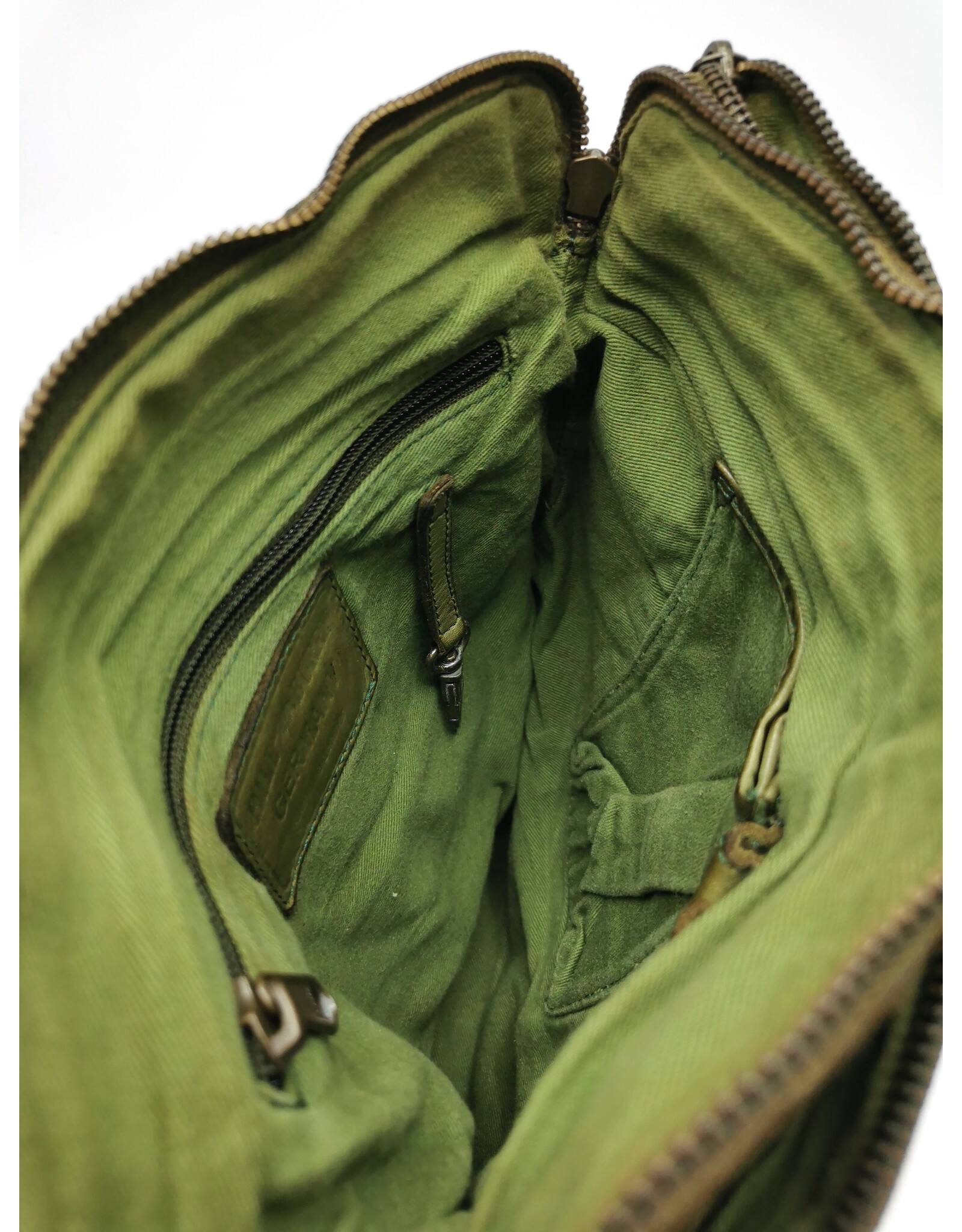 HillBurry Leather Shoulder bags  Leather crossbody bags - HillBurry Smart Crossbody Bag Washed Leather green