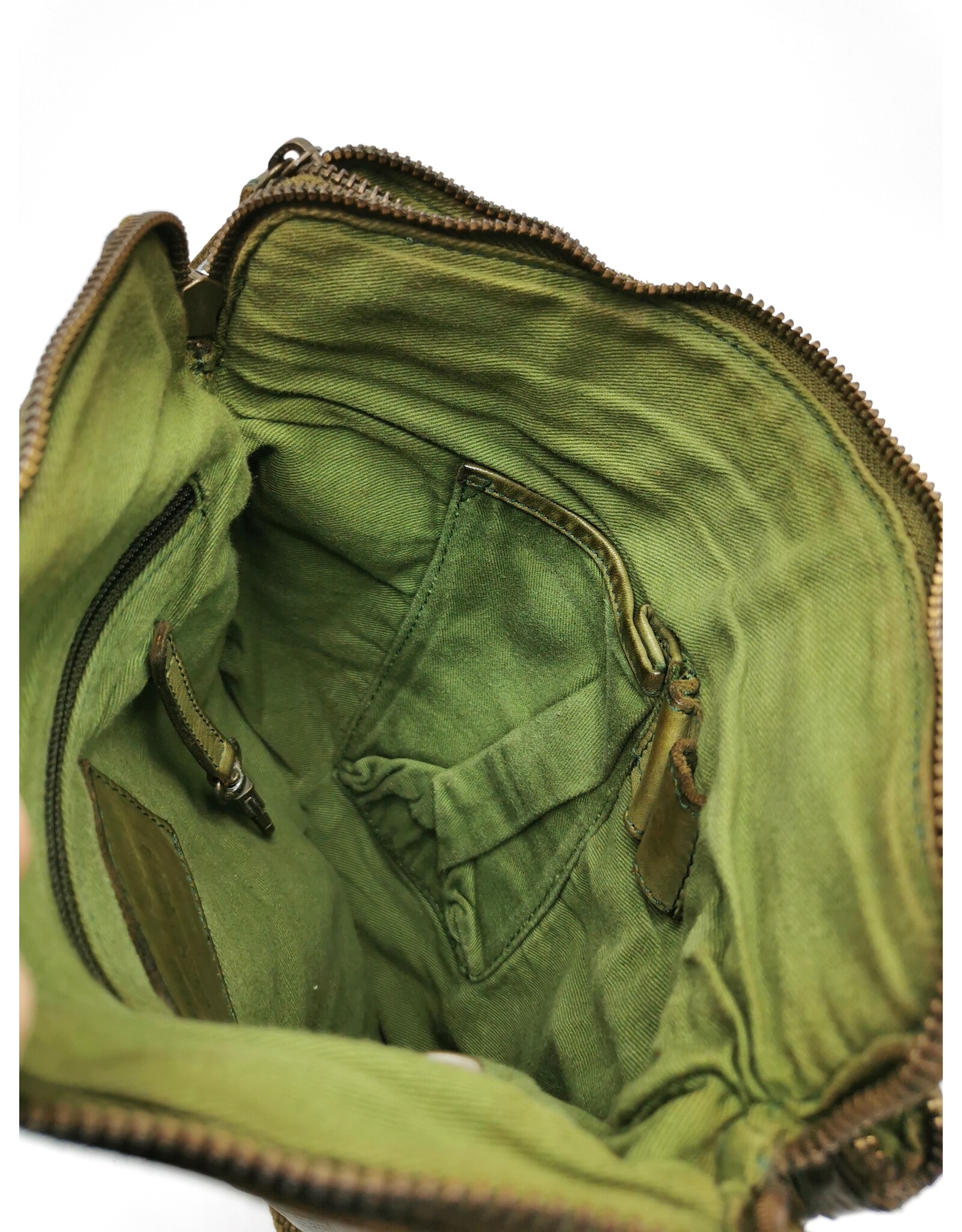 HillBurry Leather Shoulder bags  Leather crossbody bags - HillBurry Smart Crossbody Bag Washed Leather green