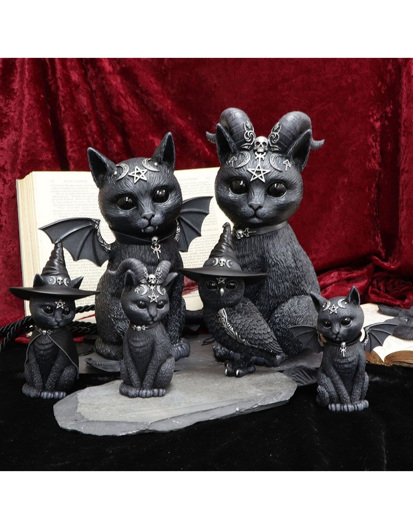 NemesisNow Giftware & Lifestyle - Cult Cuties Pawzuph Large Horned Occult Cat