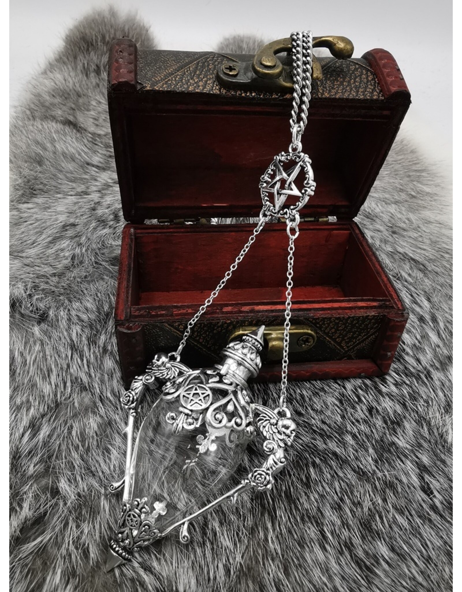 Killstar Sieraden - Killstar Kiss of Death Ketting met Ampul