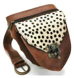 Trukado Cowhide waist bag with Animal print and hook cognac