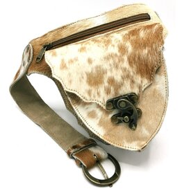 Trukado Cowhide waist bag with vintage hook