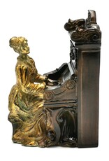 Dutch Style Giftware & Lifestyle - Figurine/Bookend Lady behind piano Baroque style