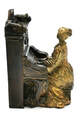 Dutch Style Giftware & Lifestyle - Figurine/Bookend Lady behind piano Baroque style