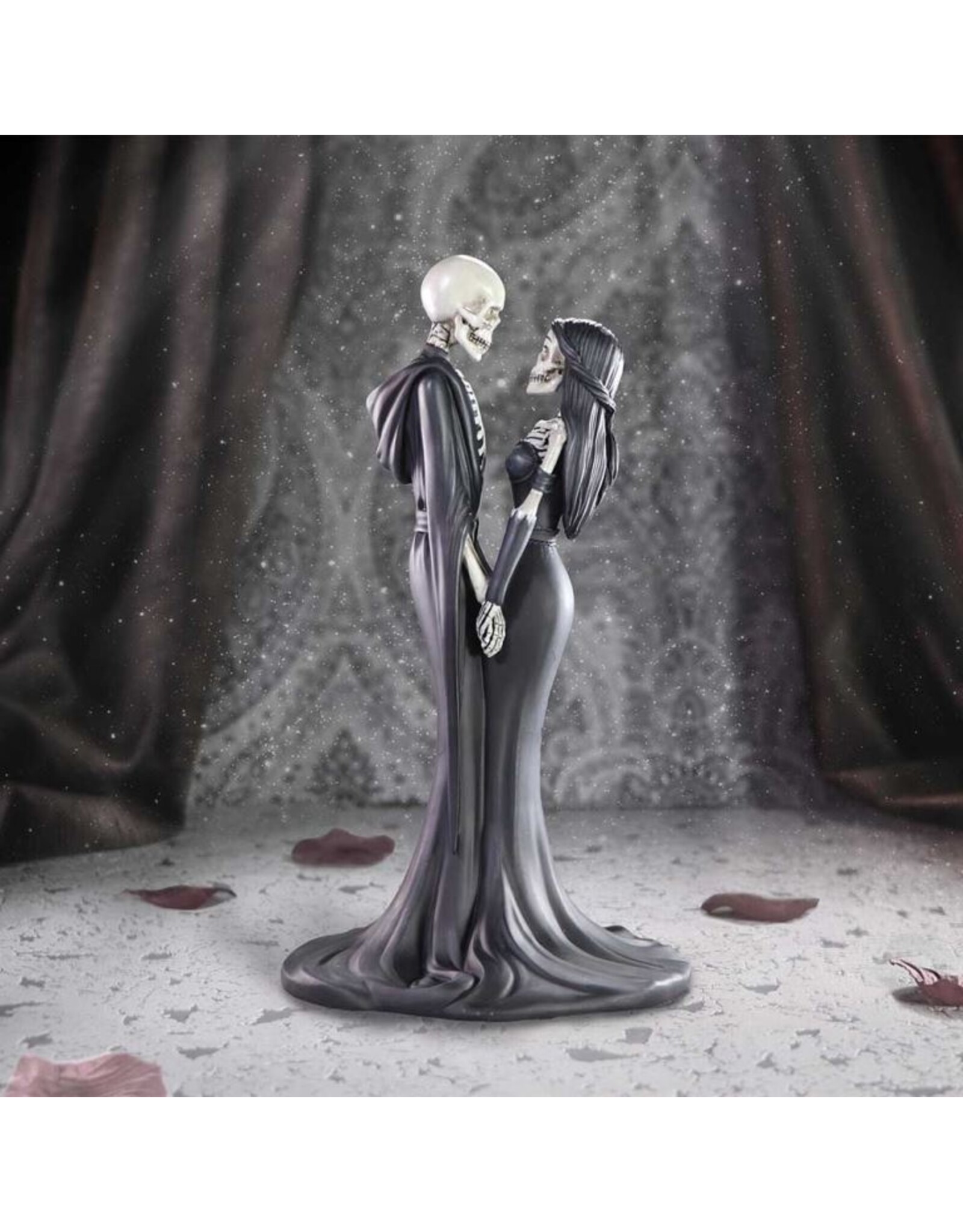 NemesisNow Giftware & Lifestyle - Eternal Vow Gothic Skeletten Stel beeldje 24cm