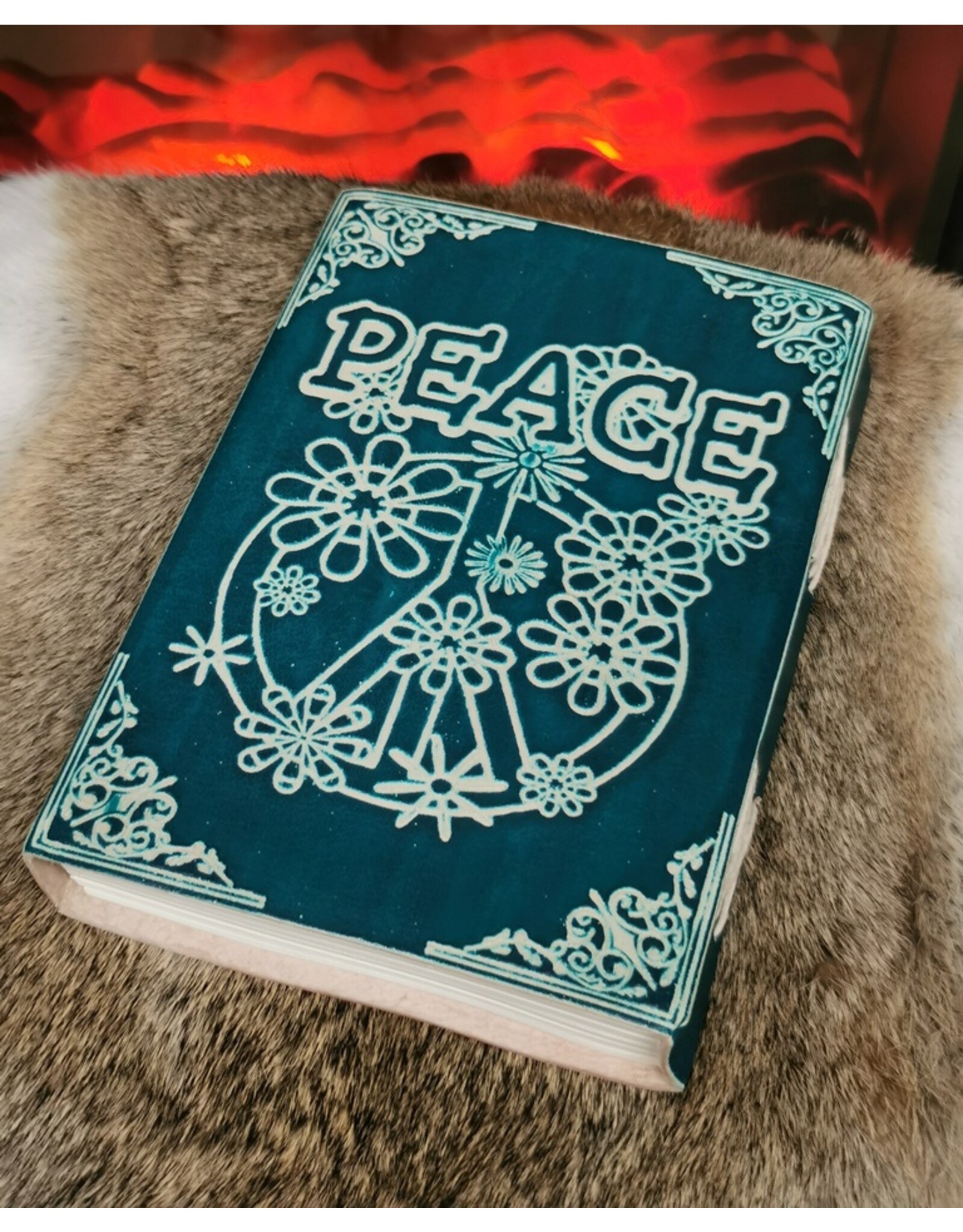 AWG Miscellaneous - Leren Notitieboek Green Peace 18cm  x13cm