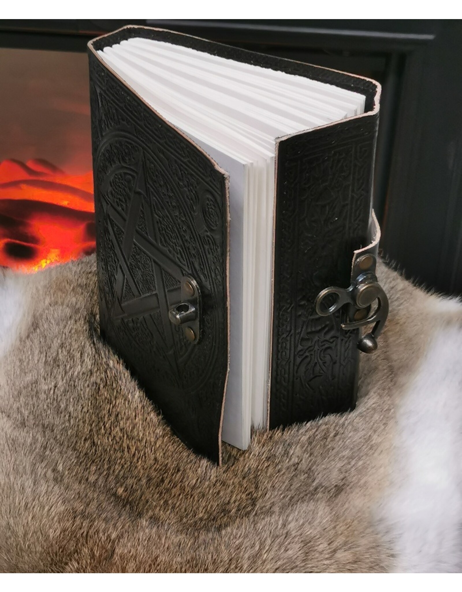 SDW Miscellaneous - Pentagram Leren Journal (notitieboek)