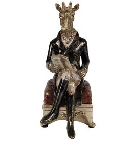 C&E Giraffe Gentlemen sitting statue 22cm