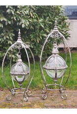 Trukado Miscellaneous - Hangende Lantaarn  met Zwevende Glazen Bol op Standaard (SET)