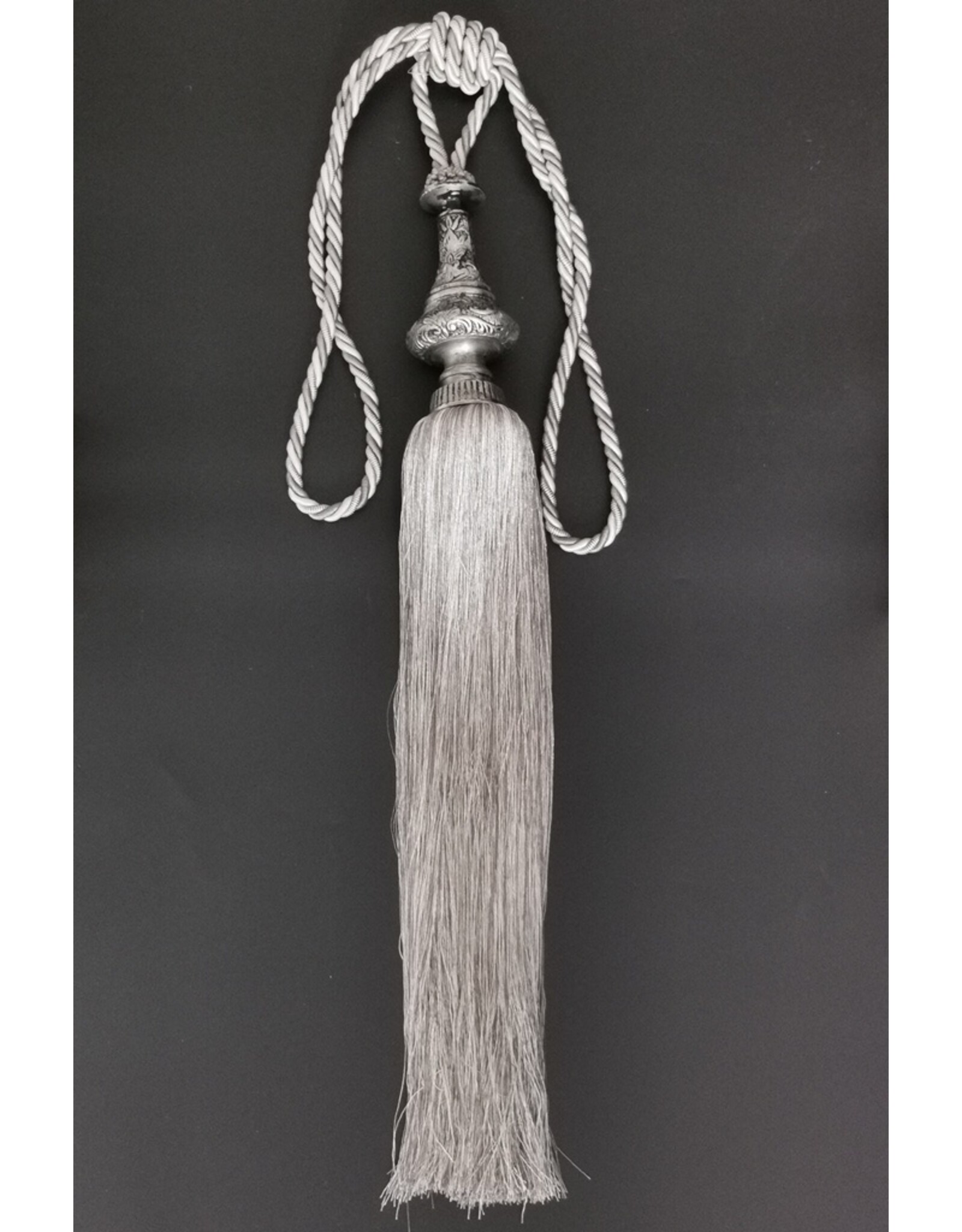Dutch Style Miscellaneous - Tassel Baroque Style Silver Gray (Large)