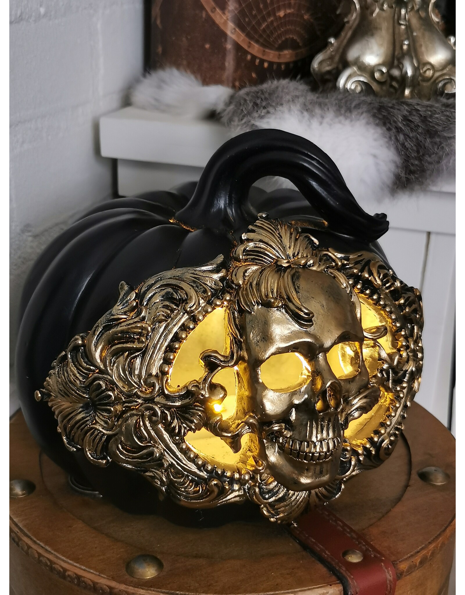 NemesisNow Giftware & Lifestyle - Baroque Harvest Pumpkin Skull Ornament with LED