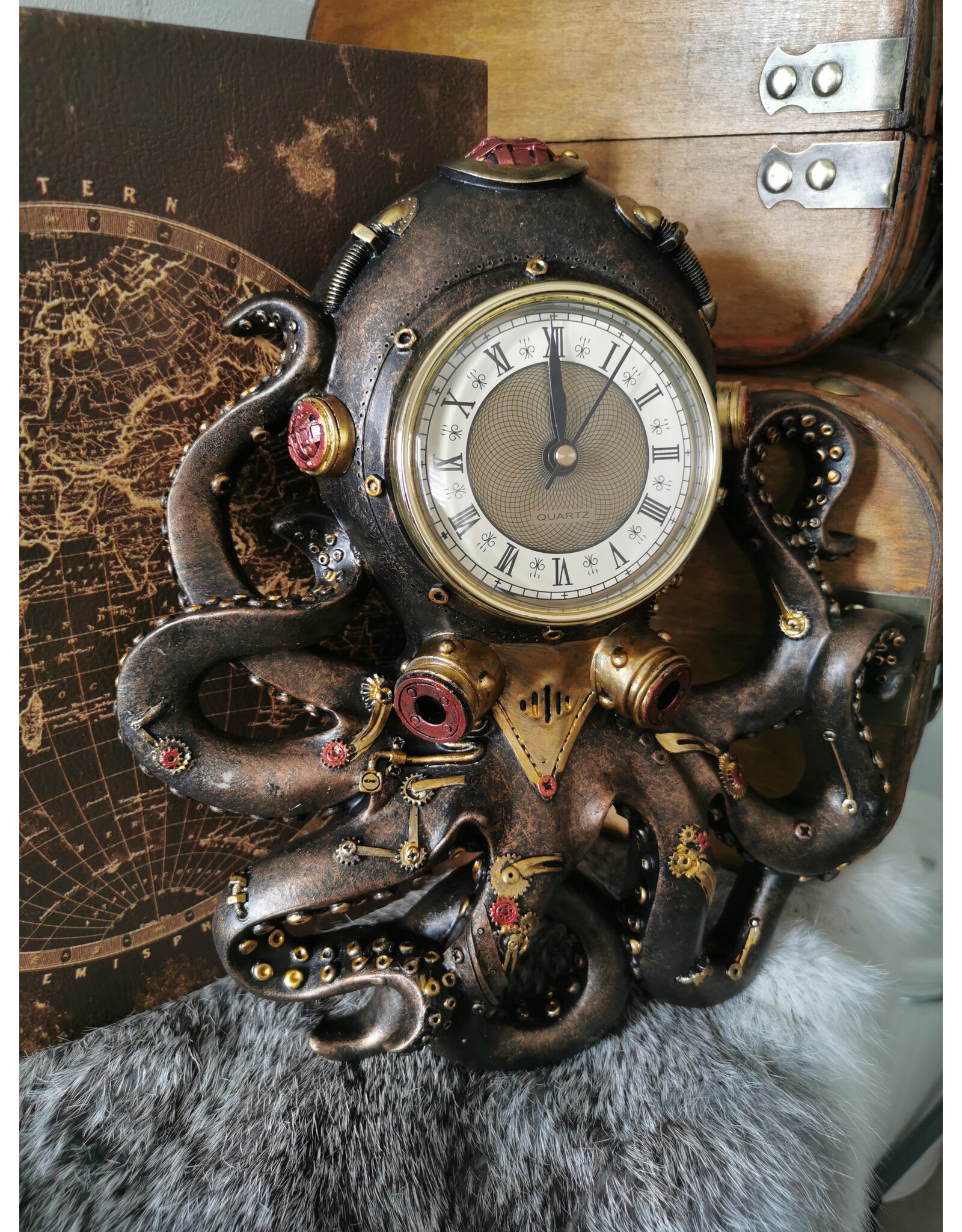 Alator Giftware, beelden, collectables - Steampunk Octopus Inktvis Wandklok Octoclock - 26cm