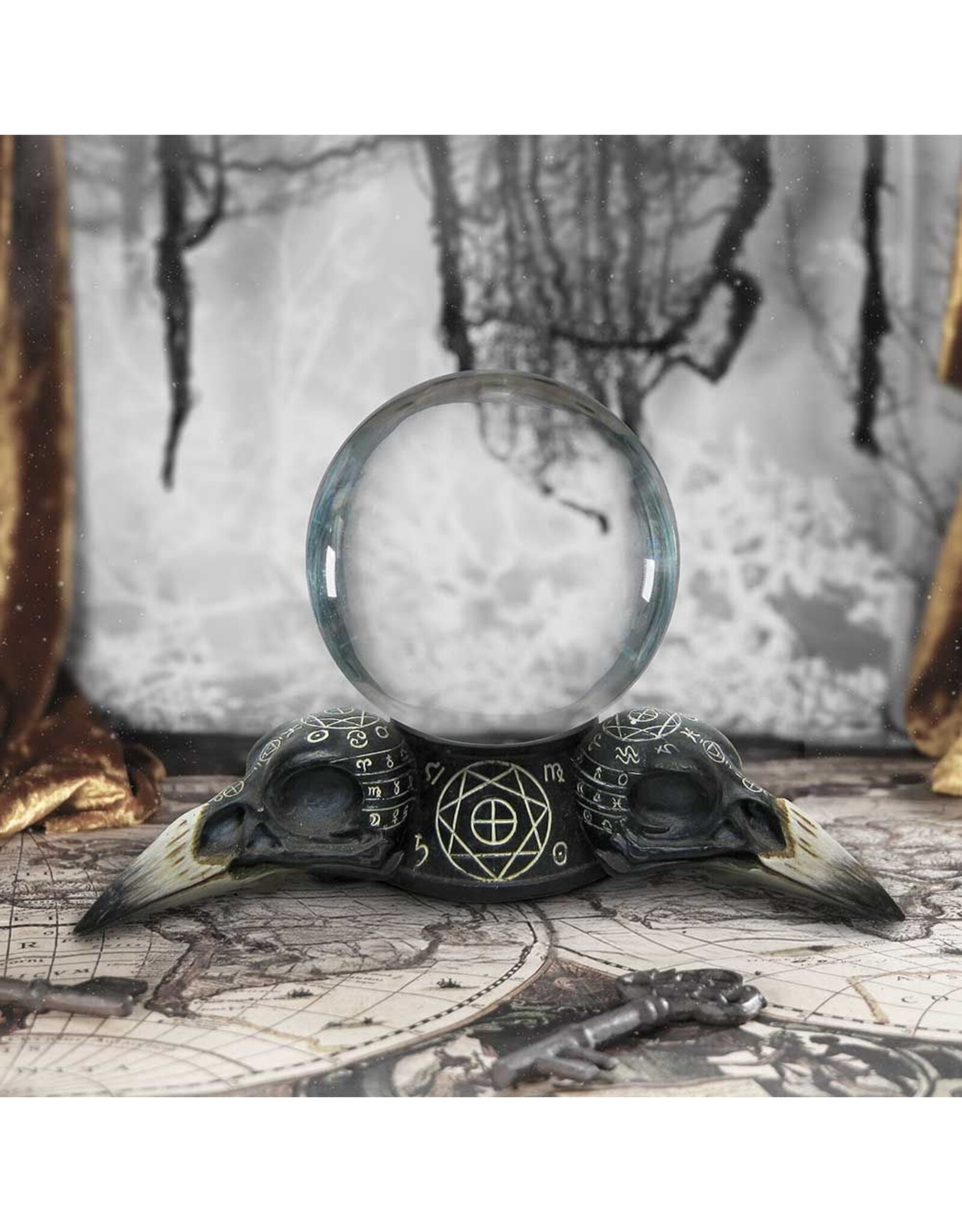 NemesisNow Miscellaneous - Gothic Crystal Ball and Holder Future of the Raven