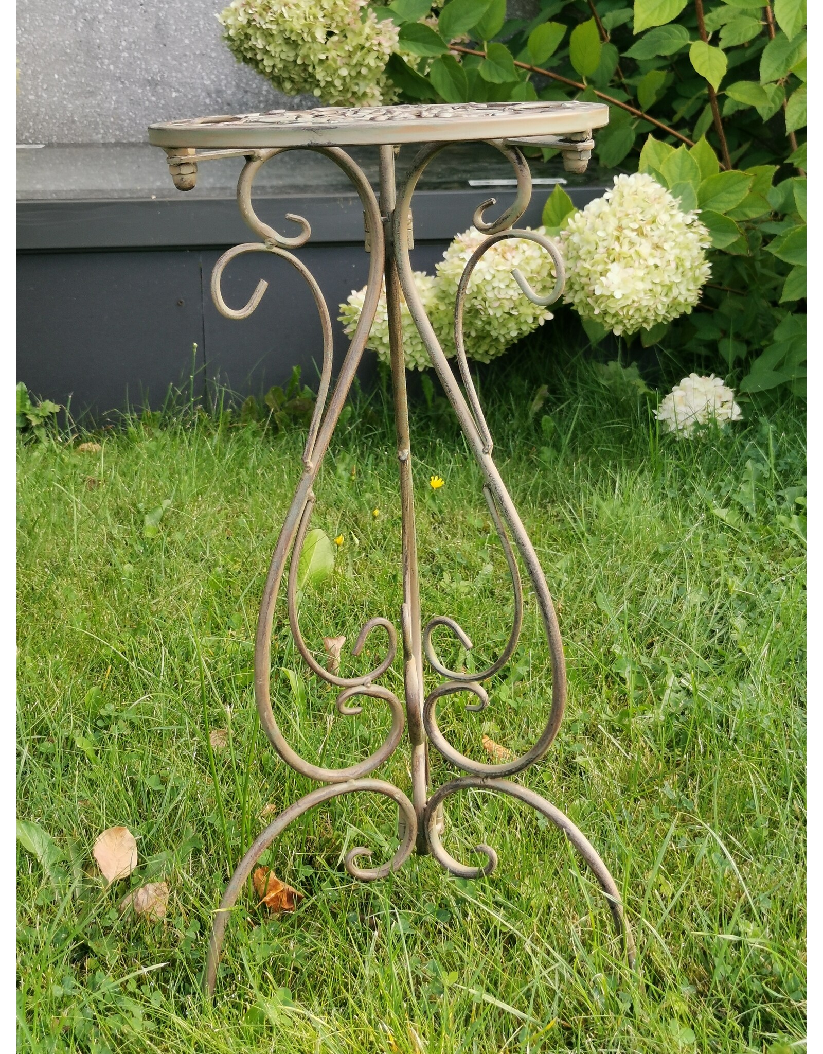Trukado Miscellaneous - Iron Vintage Plant Table - Side Table
