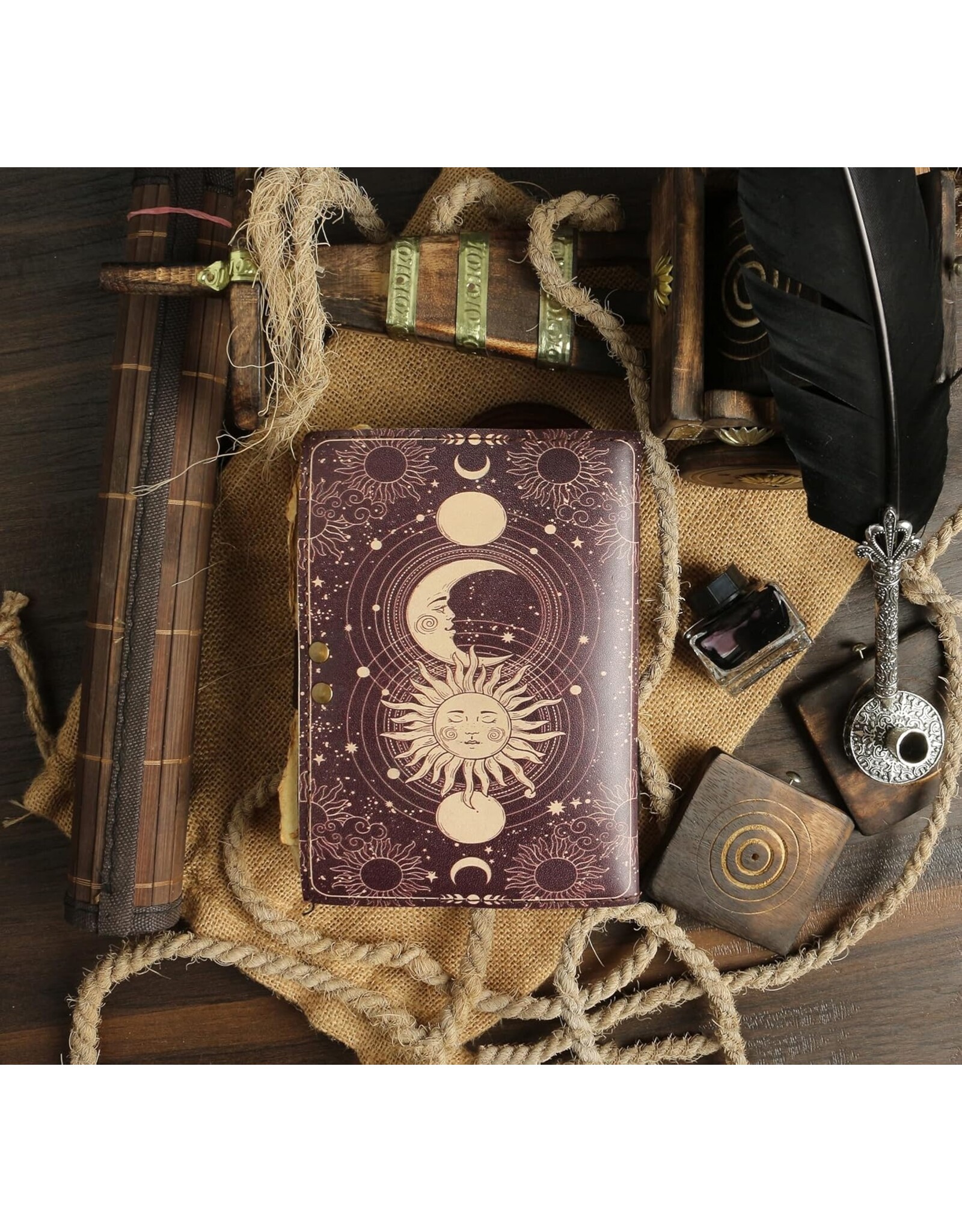 JM Handicrafts Miscellaneous - Celestial Zon & Maan Leren Vintage Notitieboek