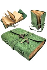 JM Handicrafts Miscellaneous - Groen Leren Dagboek Bloemenrelief en Sleutel Handgemaakt Vintage