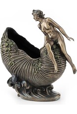 Veronese Design Giftware & Lifestyle - Meisje zittend op Nautilusschelp Art Deco Stijl