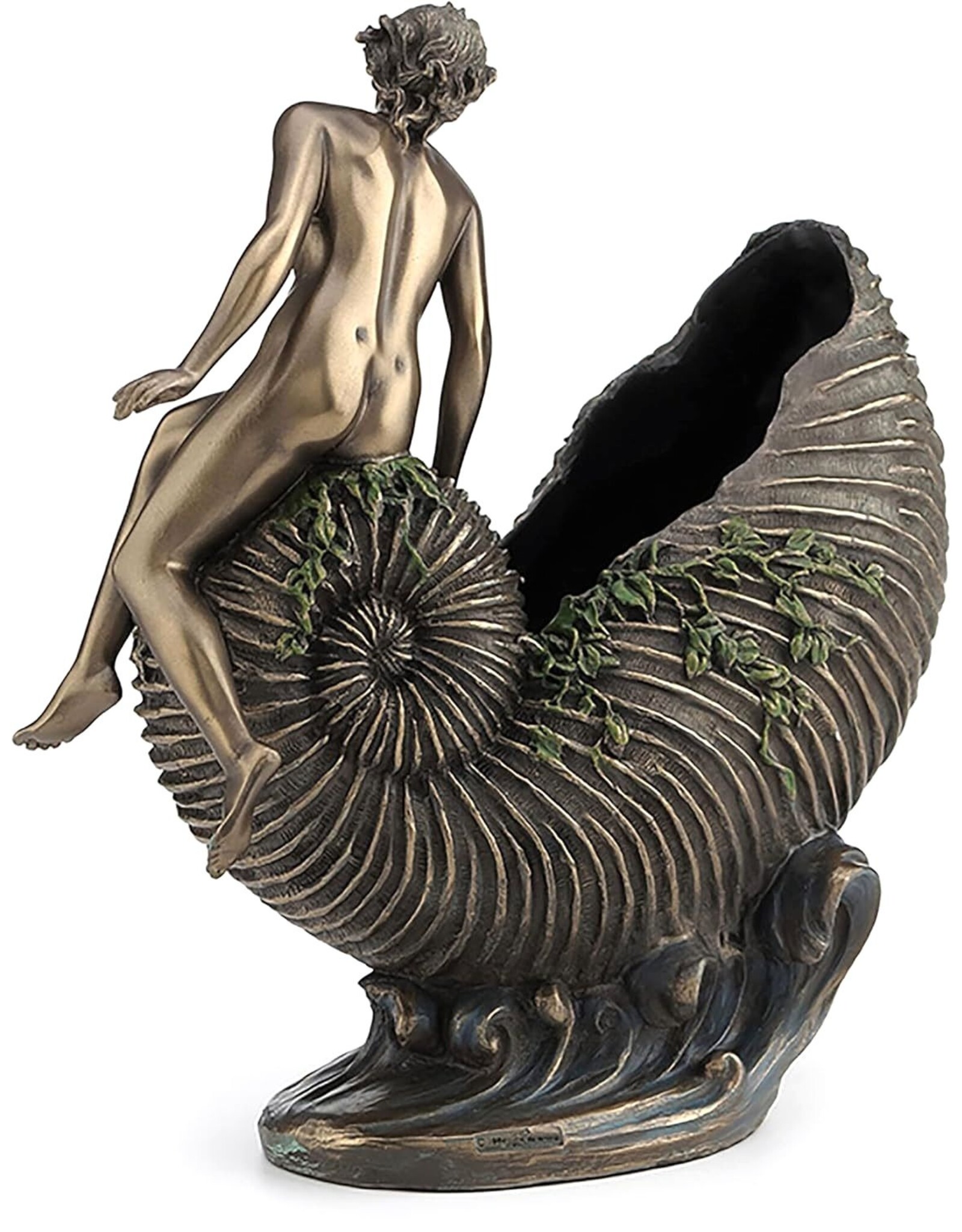 Veronese Design Giftware & Lifestyle - Meisje zittend op Nautilusschelp Art Deco Stijl