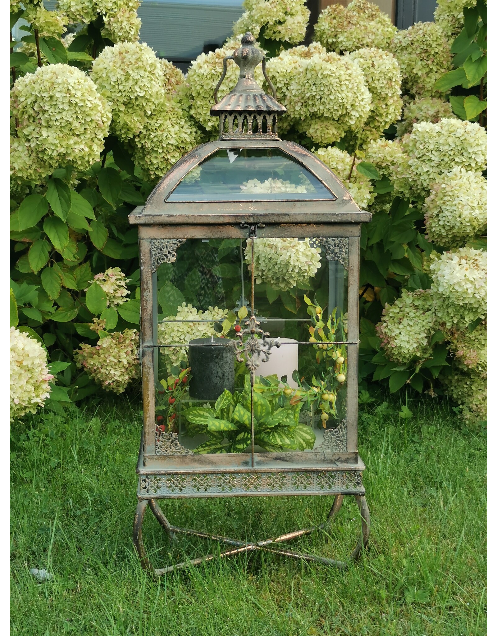 JB Miscellaneous - Victorian Lantern on feet 86cm
