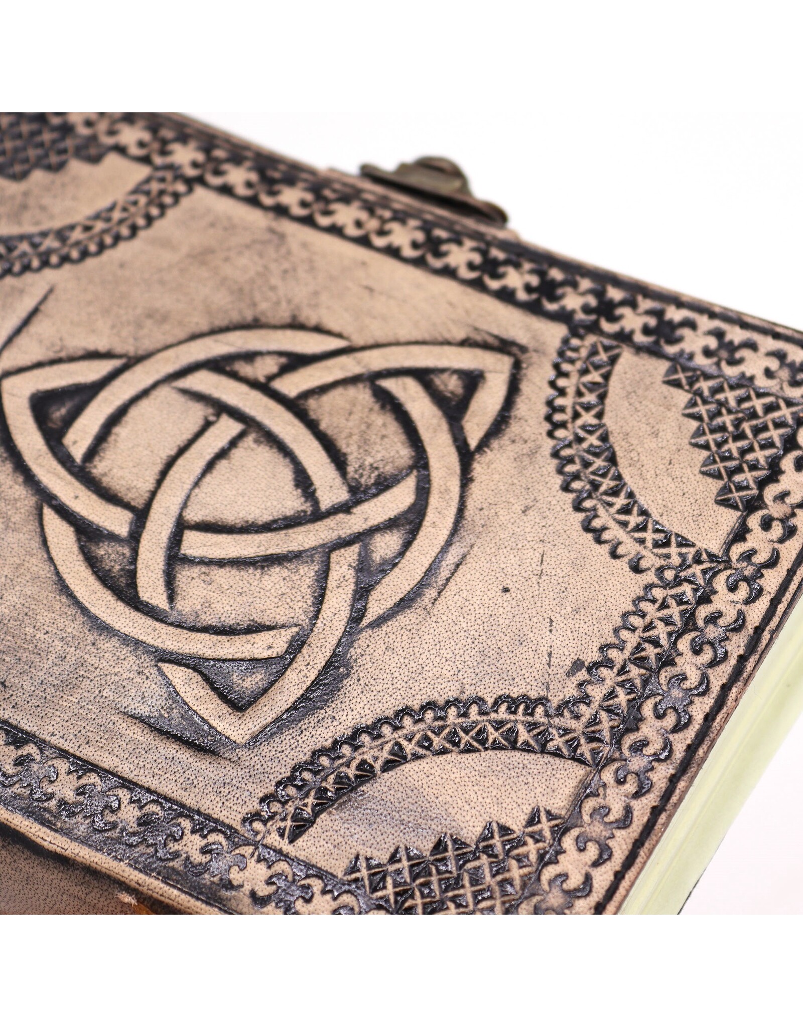 AWG Miscellaneous - Cirkel Triquetra Leren Esoterisch Notitieboek