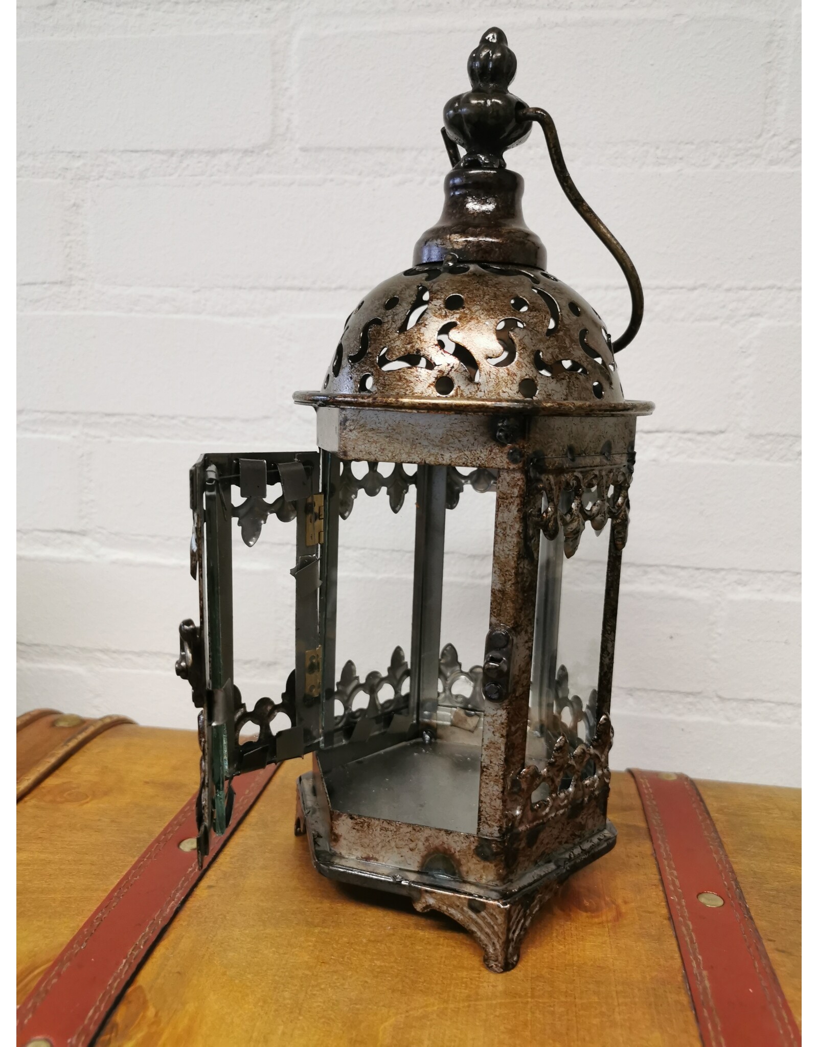 Trukado Miscellaneous - Tin Lantern Baroque style table model