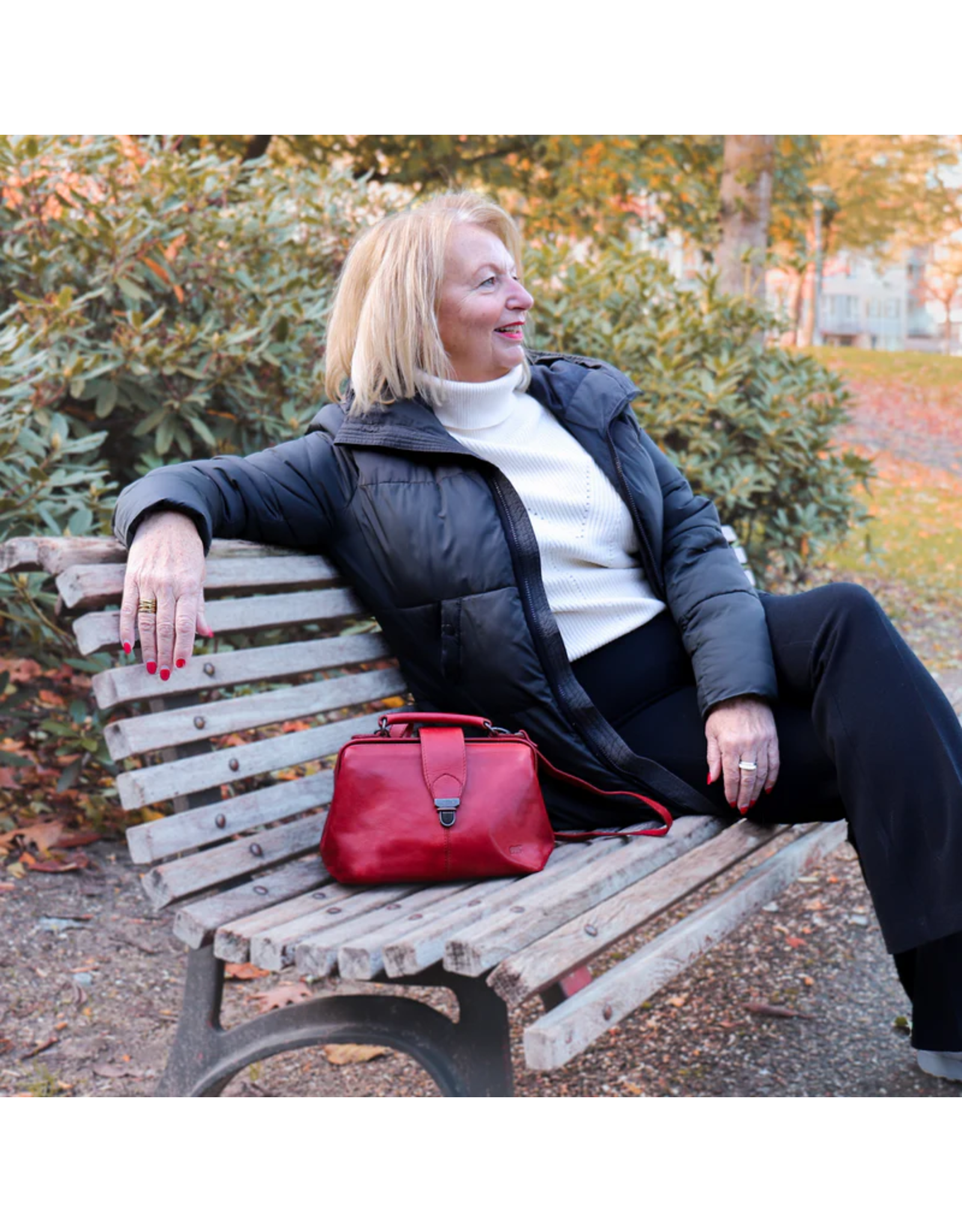 Bear Design Leather bags - Bear Design Mini Doctor's bag ‘Julia’ red