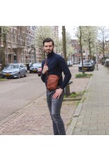 Bear Design Leather shoulderbags Leather crossbody bags - Bear Design Shoulder bag ‘Karin’ cognac
