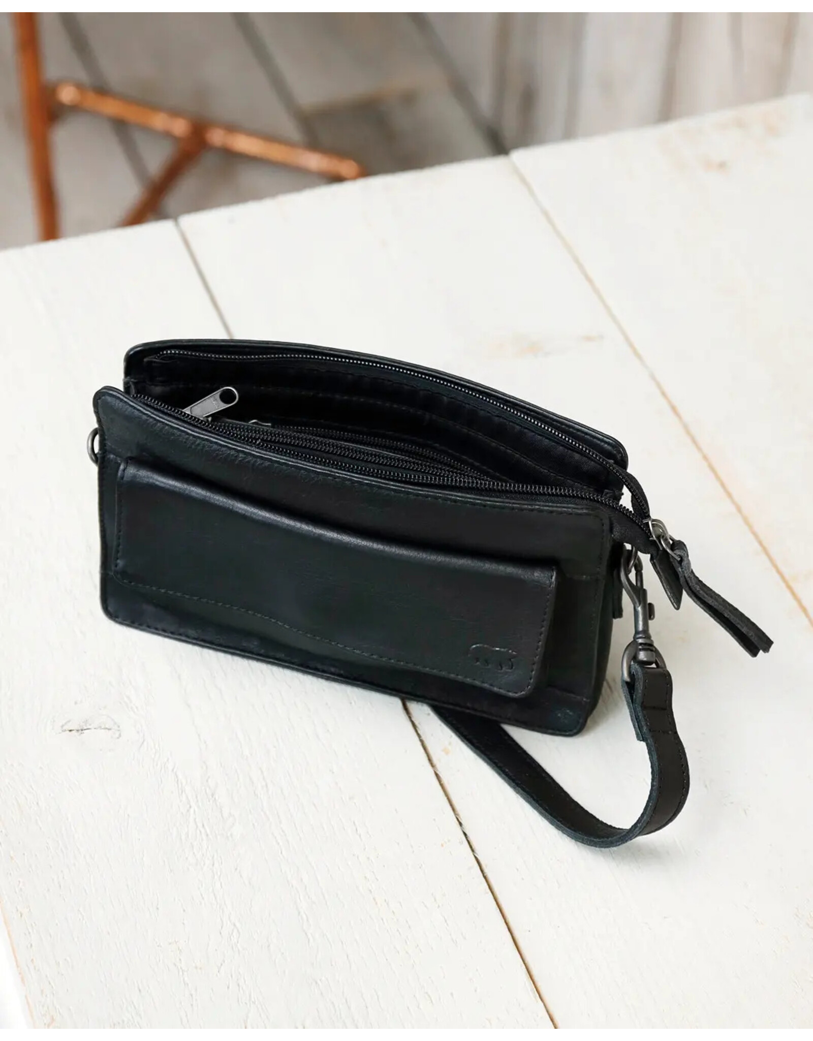 Bear Design Leather shoulderbags Leather crossbody bags - Bear Design Shoulder bag ‘Cil’ black