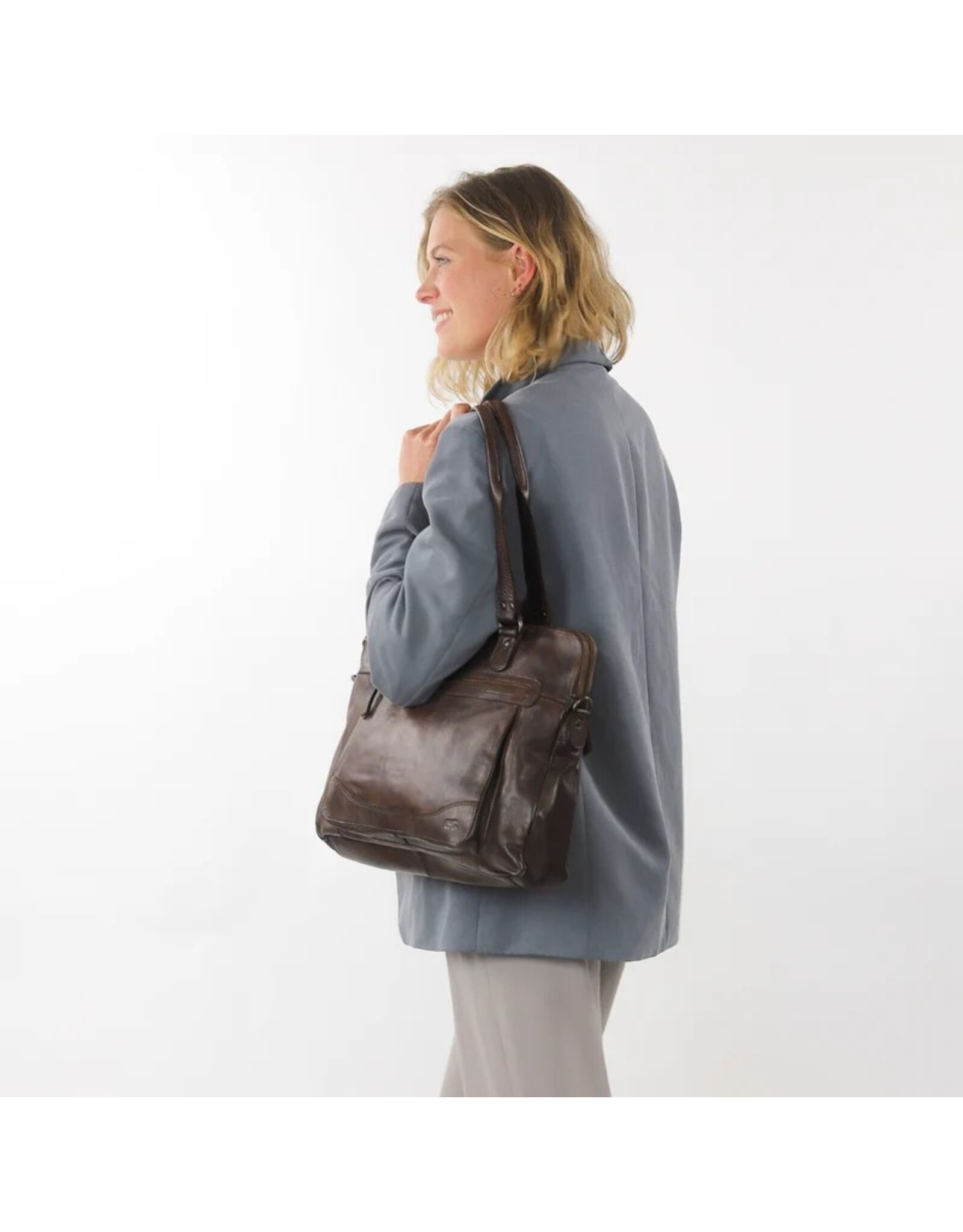 Bear Design Leather Workbags and Leather Laptop Bags - Bear Design Shoulder Bag - Laptop bag ‘Lia’ brown