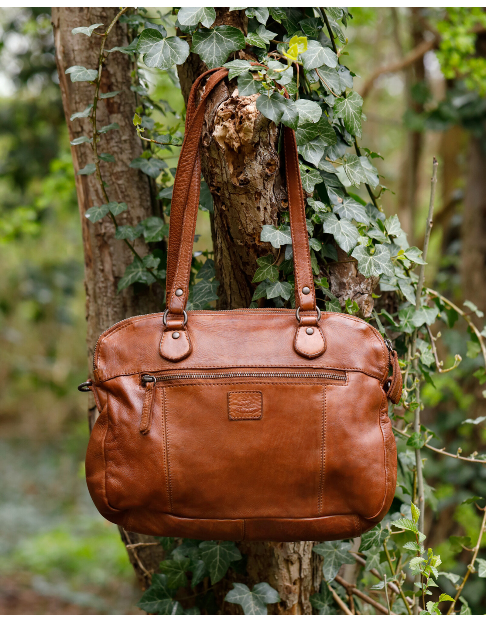 Bear Design Leather shoulderbags Leather crossbody bags - Bear Design Shoulder Bag ‘Lieke’ cognac