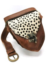 Trukado Leren Festivaltasjes, heuptassen en riemtassen - Leren Ibiza Heuptas met Luipaard print cognac