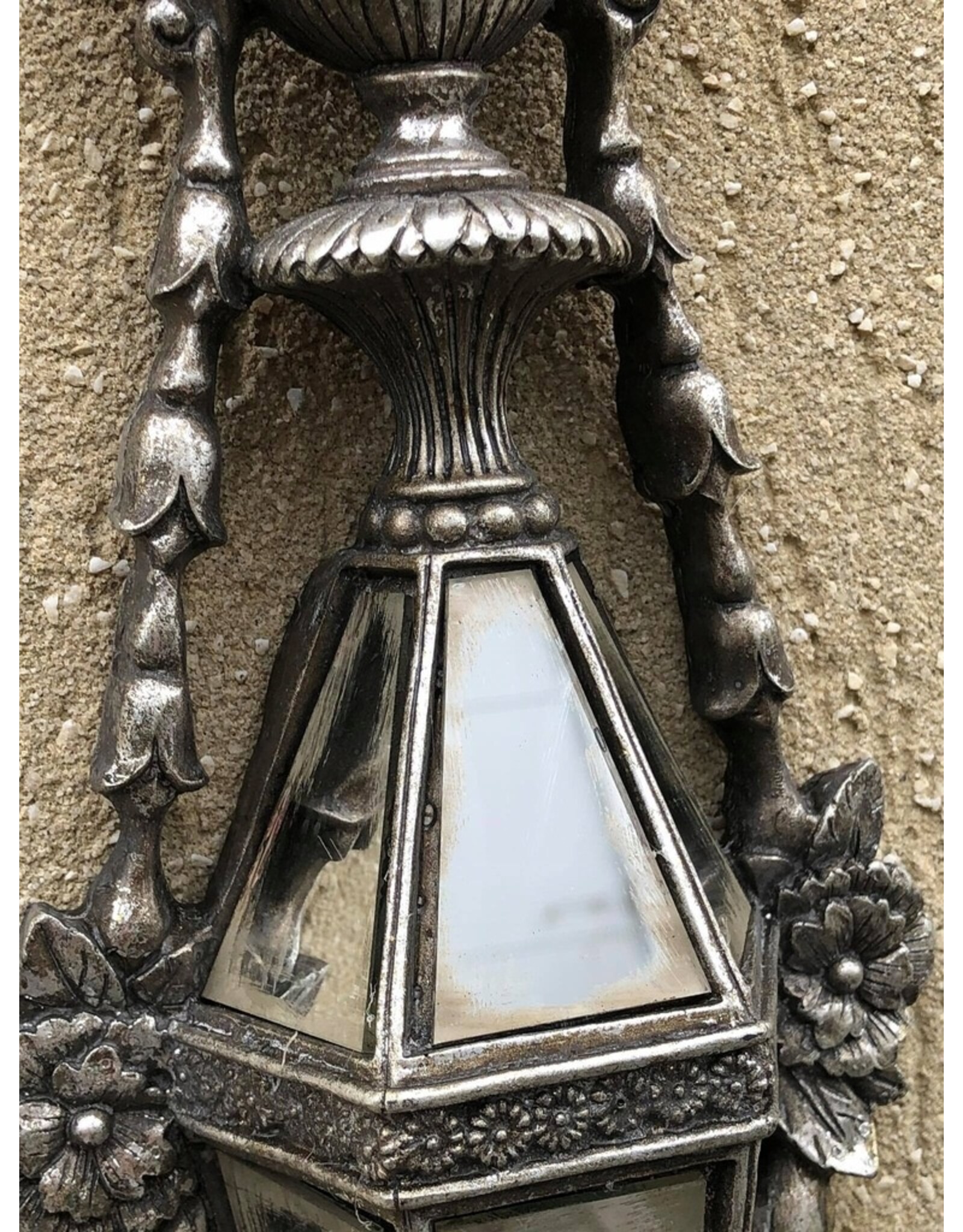 Trukado Giftware & Lifestyle - Wall Candlestick with Mirrors Baroque Silver Colour