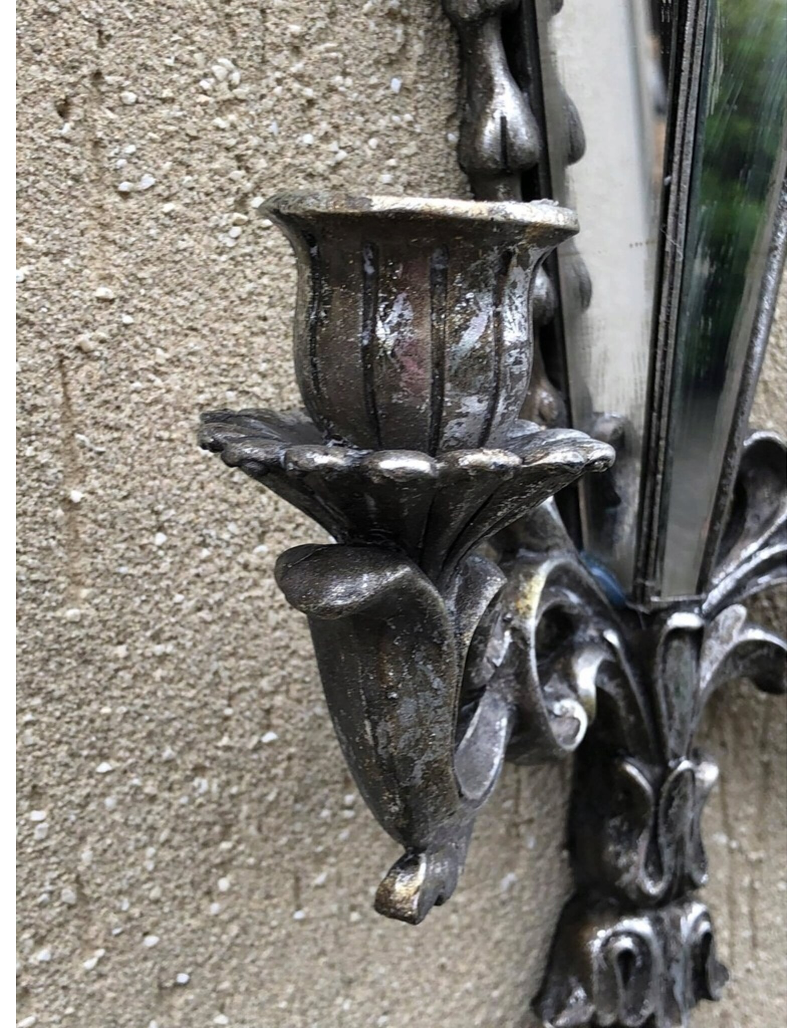 Trukado Giftware & Lifestyle - Wall Candlestick with Mirrors Baroque Silver Colour