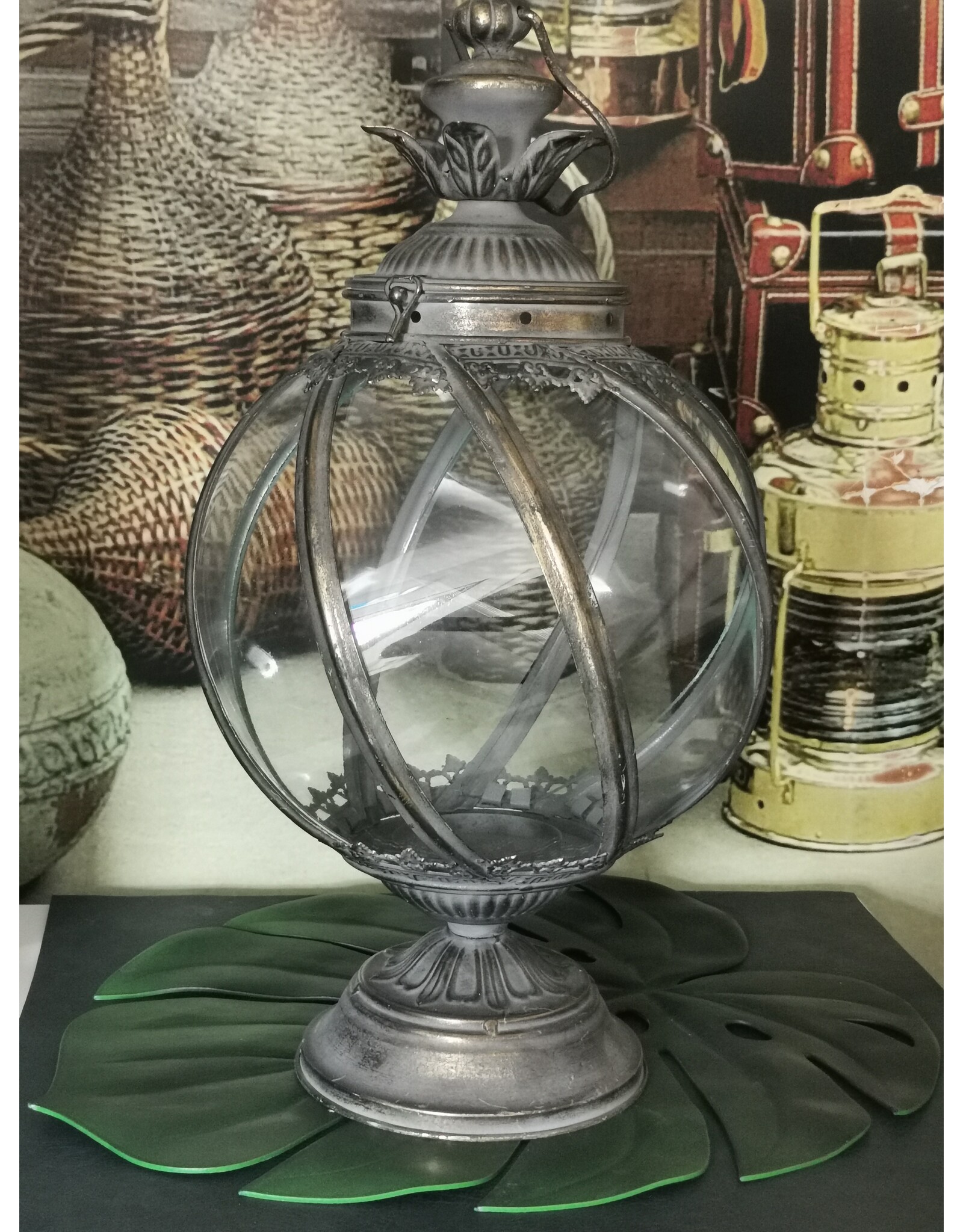 Trukado Miscellaneous - Lantern Glass Globe on Foot Victorian Style