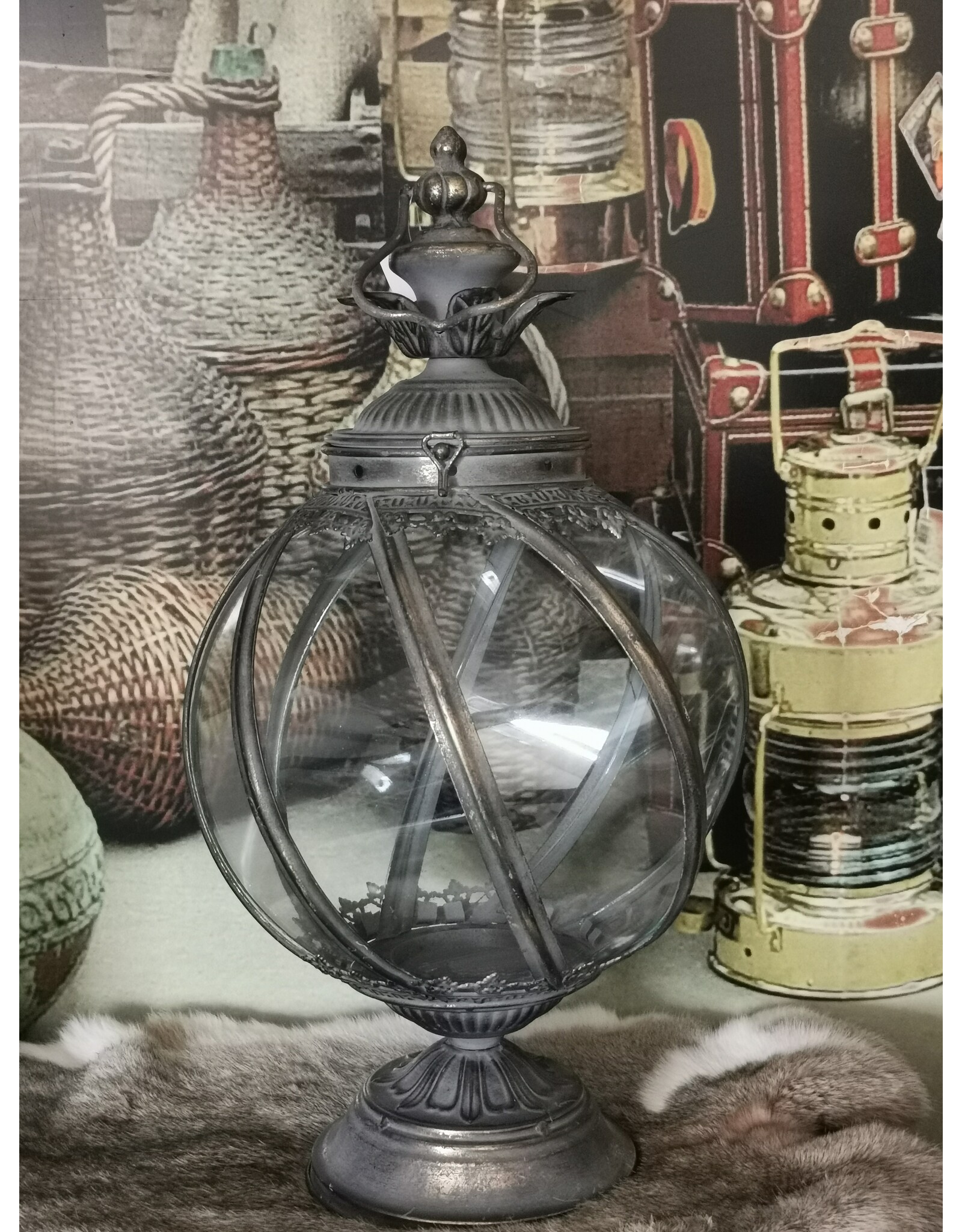 Trukado Miscellaneous - Lantern Glass Globe on Foot Victorian Style