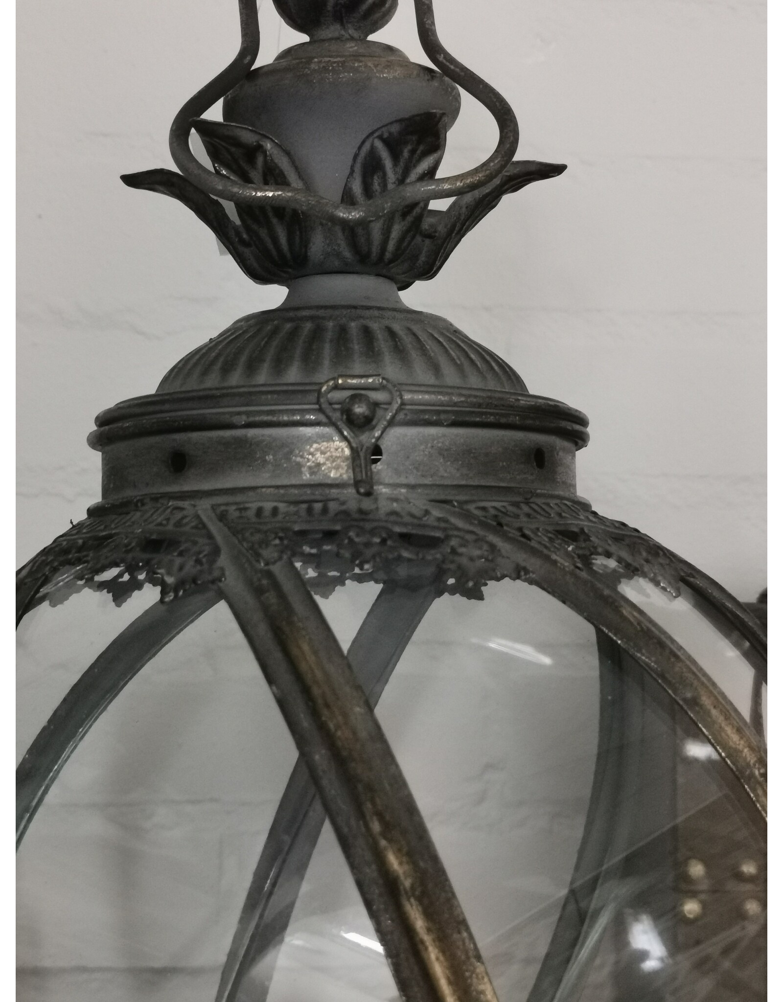 Trukado Miscellaneous - Lantern Glass Globe on Foot Victorian Style