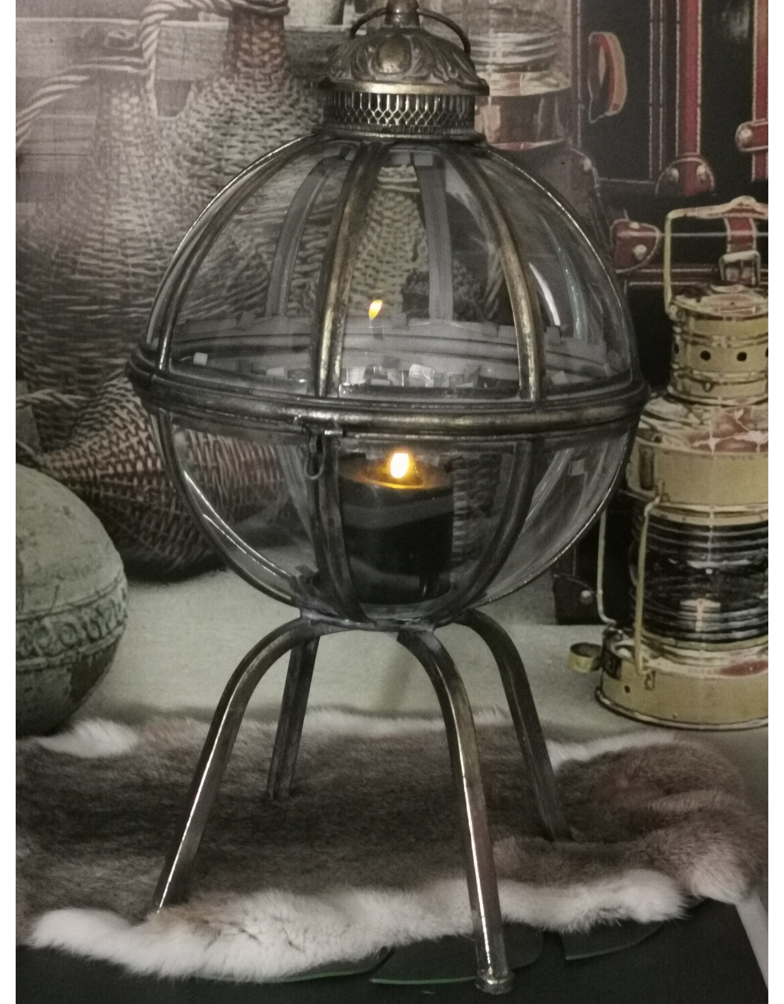 Trukado Miscellaneous - Lantern Glass Globe on Legs Gregorian Style