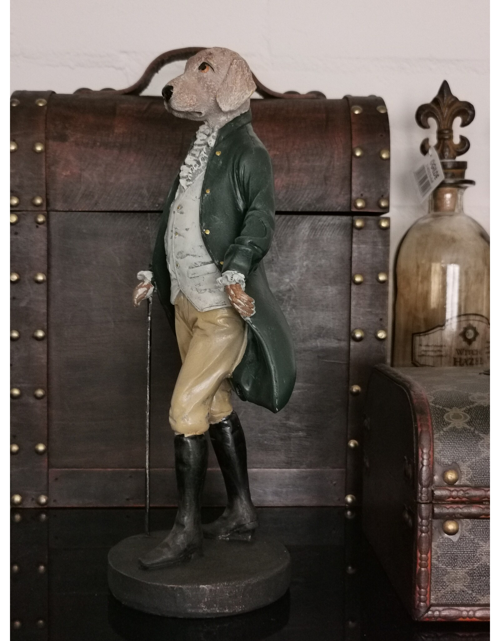 DS Giftware Beelden Collectables - Labrador Gekleed als Gentleman beeldje 32cm