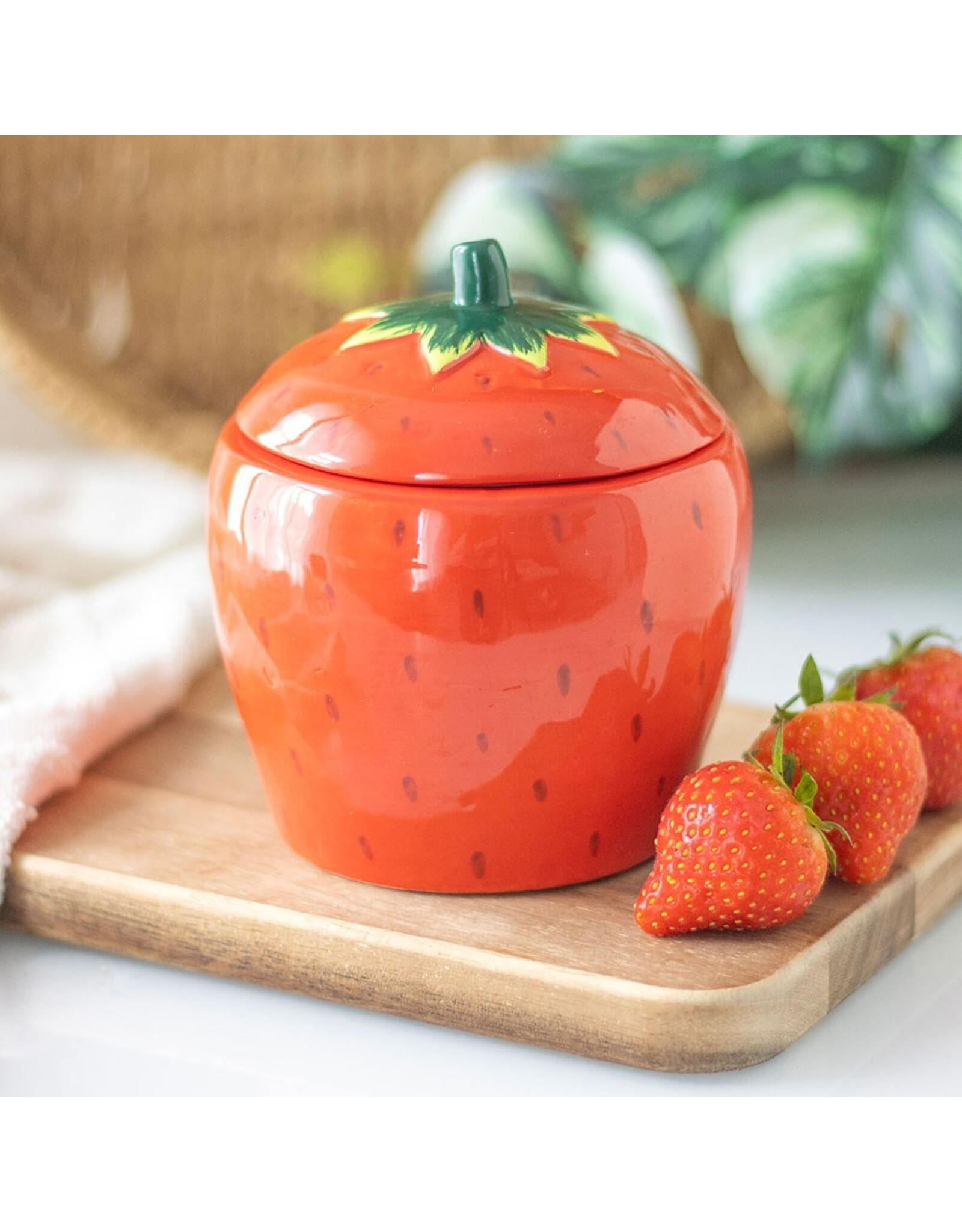Something Different Miscellaneous - Strawberry Shaped Candle Jar