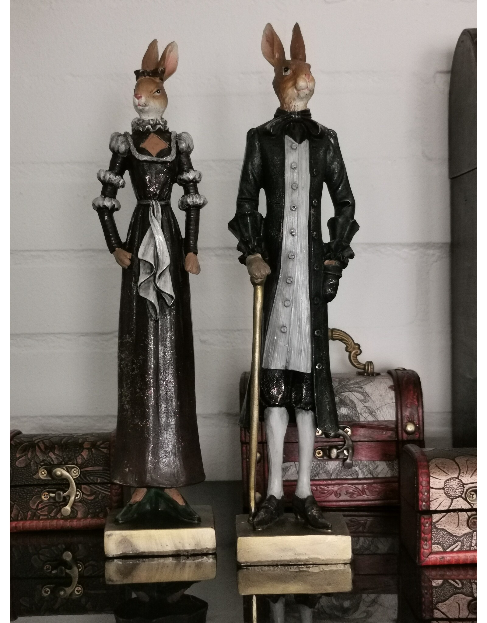 DS Giftware & Lifestyle - Mr and Mrs Hare figurine 32cm set of 2