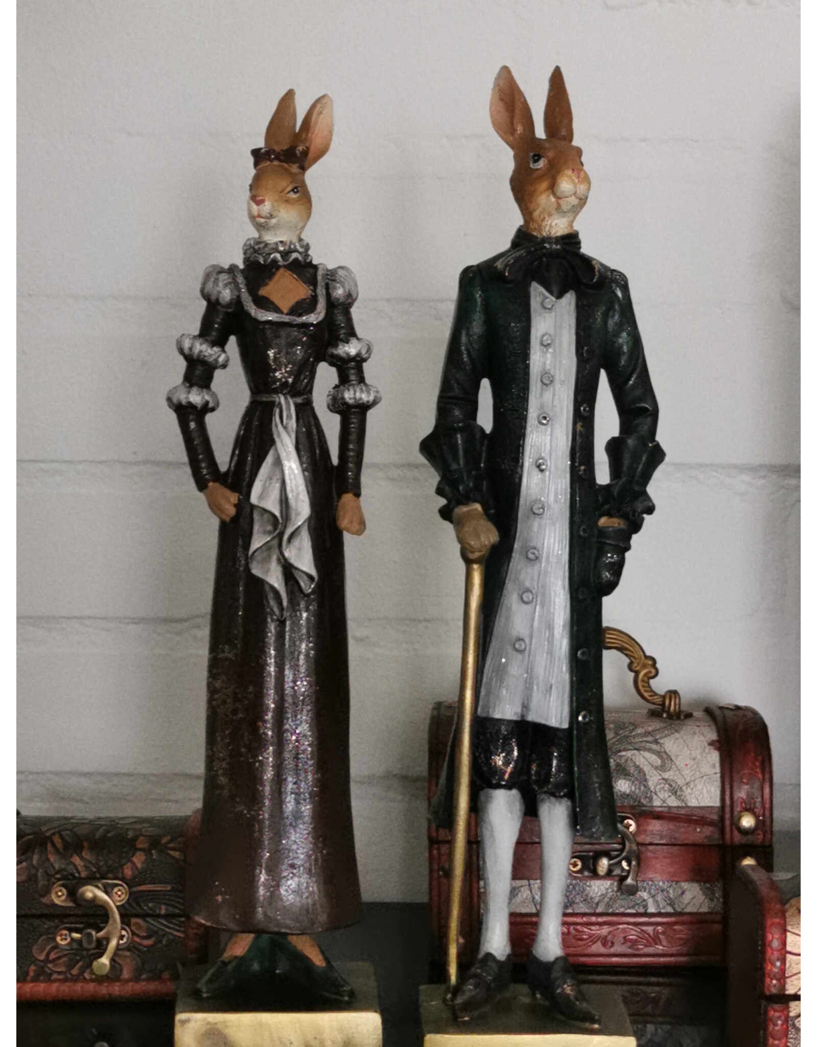 DS Giftware & Lifestyle - Meneer en mevrouw de Haas beeldje 32cm set van 2