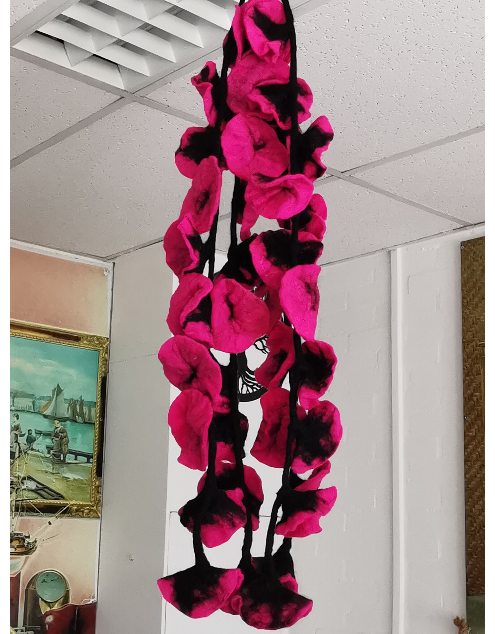 Trukado Miscellaneous -  Vilten Bloemen Slinger Flamingo, handgemaakt 180cm