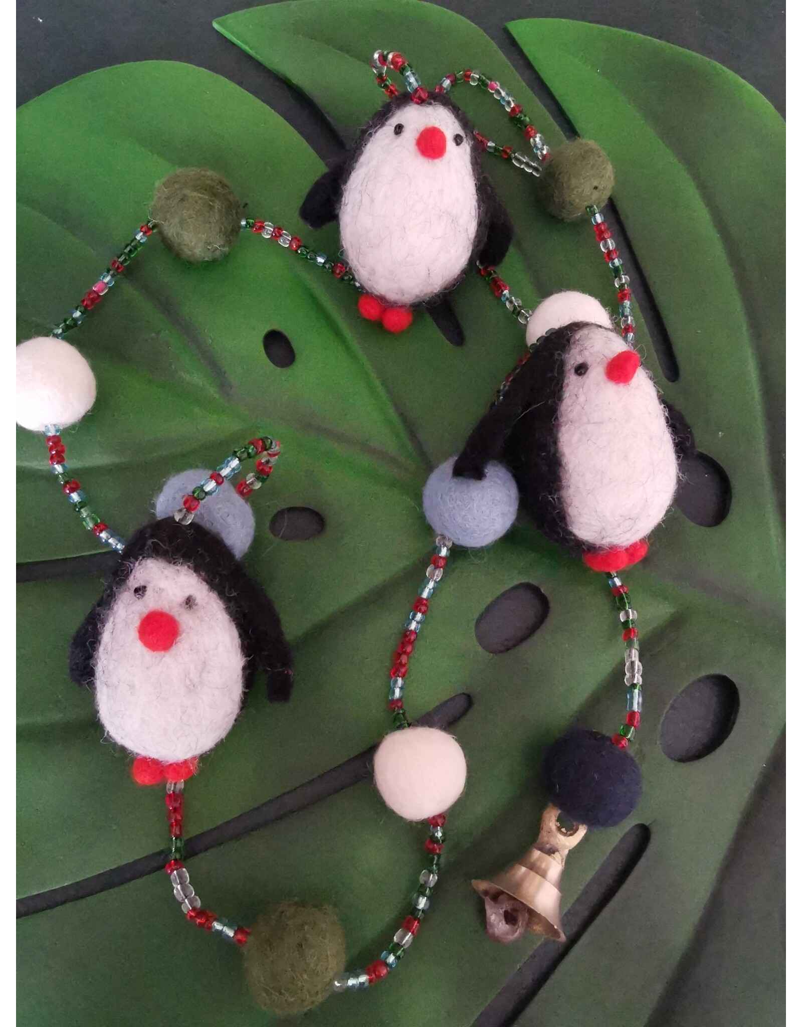 Trukado Miscellaneous - Felt Mobile Pinguin handmade, approx 100cm